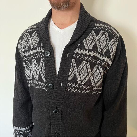Urban Pipeline Knit Cardigan Dark Gray White Sz Large Fair Isle Cabincore - Picture 11 of 11